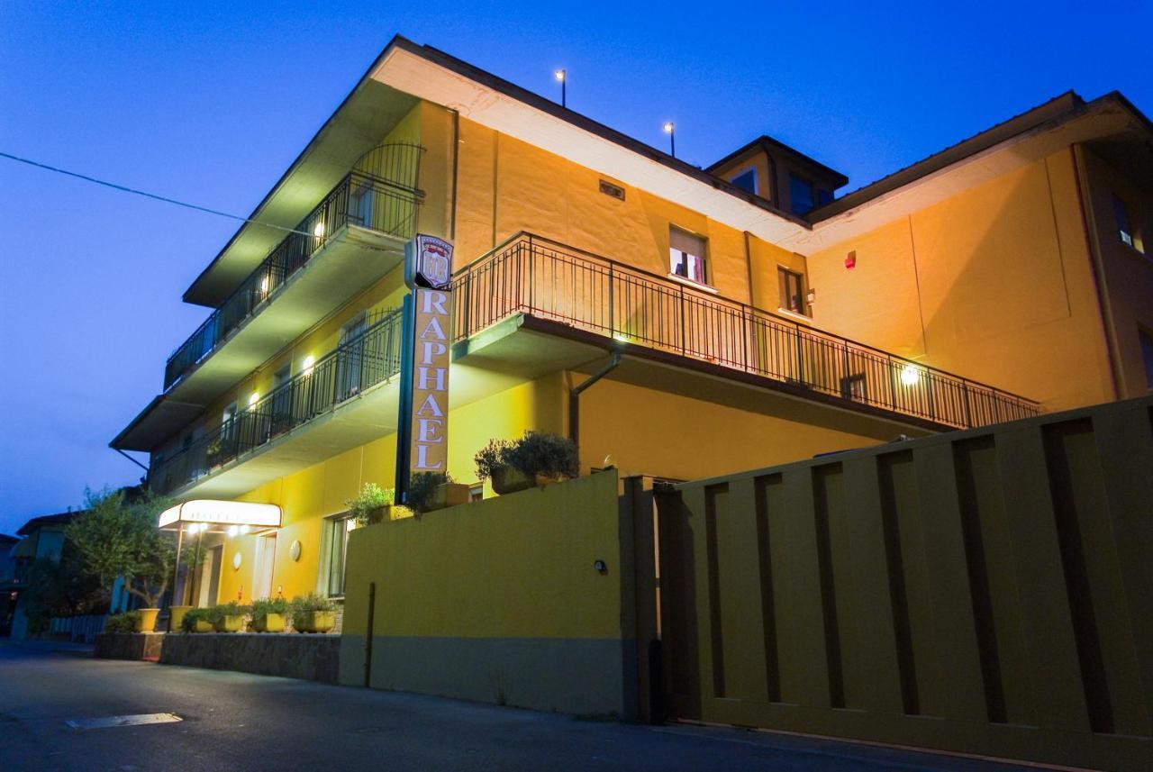 Hotel Raphael Montecatini Terme Exterior photo